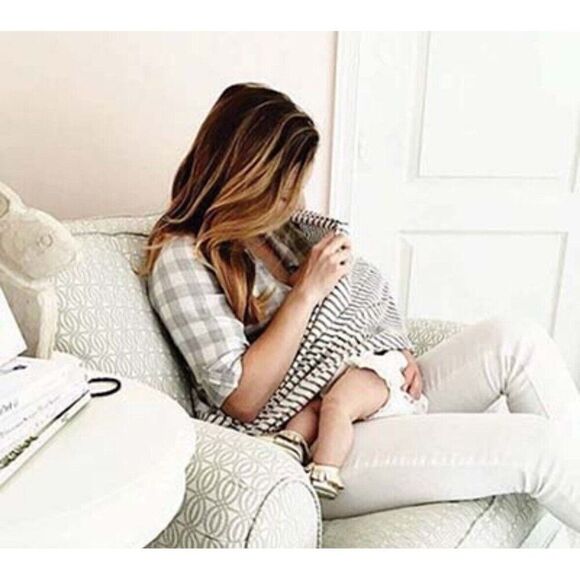 Nuroo Striped Snap Back Baby Infant Nursing Feeding Scarf Breastfeeding Grey NEW - Picture 2 of 7